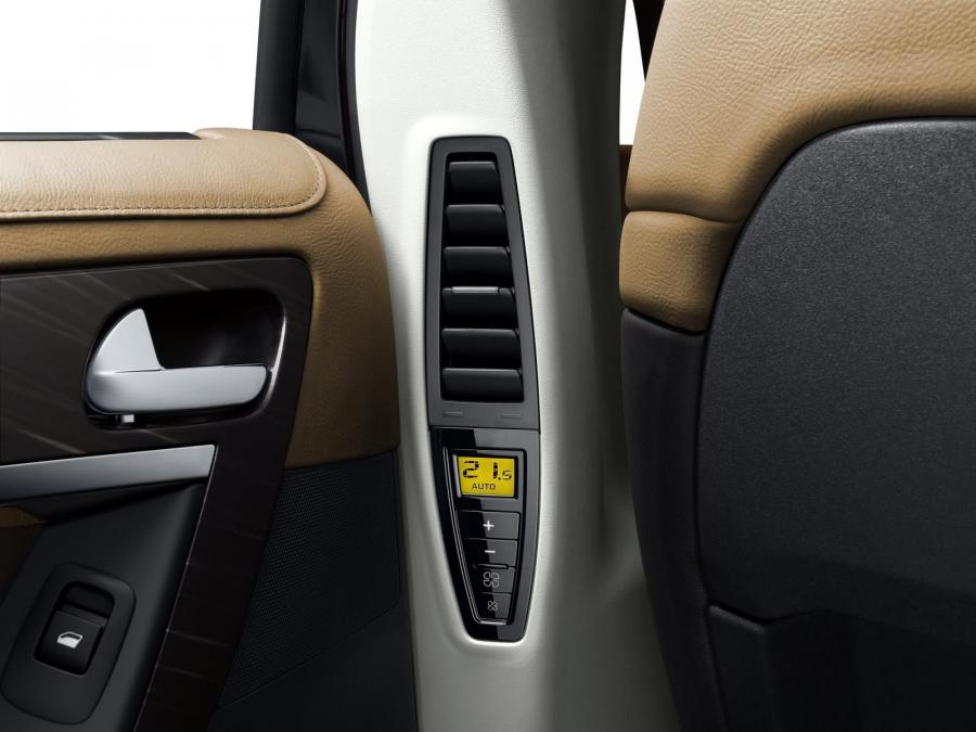  Citroen C4 Picasso 2006 года  (фото 43 из 155)